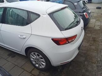 Seat Leon Leon (5FB), Hatchback 5-drs, 2012 / 2020 1.6 TDI Ecomotive 16V picture 4