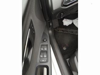 Seat Leon Leon (5FB), Hatchback 5-drs, 2012 / 2020 1.6 TDI Ecomotive 16V picture 16