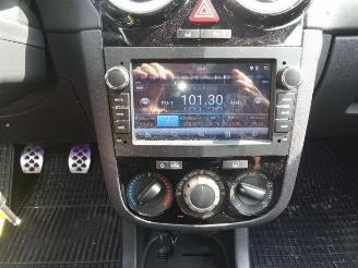 Opel Corsa Corsa D, Hatchback, 2006 / 2014 1.4 Eco picture 2