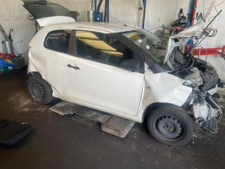 Vrakbiler auto Citroën C1 C1, Hatchback, 2014 / 2021 1.0 Vti 68 12V 2017/3