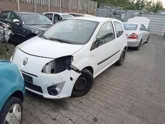 Vrakbiler auto Renault Twingo Twingo II (CN), Hatchback 3-drs, 2007 / 2014 1.2 16V 2011/8