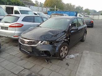 Avarii autoturisme Kia Cee d Cee'd (EDB5), Hatchback 5-drs, 2006 / 2012 1.6 CVVT 16V 2011