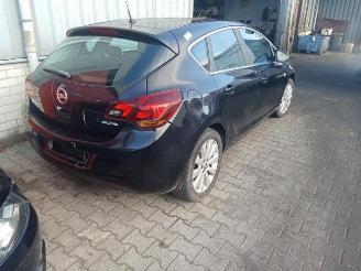Opel Astra Astra J (PC6/PD6/PE6/PF6), Hatchback 5-drs, 2009 / 2015 1.4 16V ecoFLEX picture 3