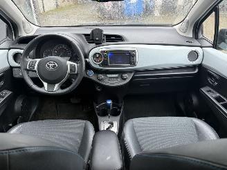Toyota Yaris 1.5 Full Hybrid Dynamic picture 14