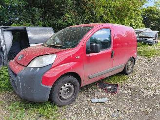 Coche siniestrado Peugeot Bipper 1.4 HDi XR 2010/3