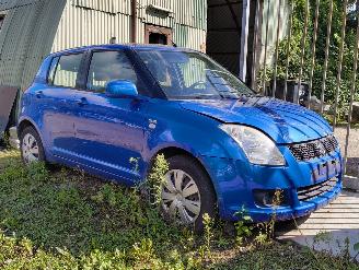 Coche siniestrado Suzuki Swift 1.3 D Exclusive 2008/12