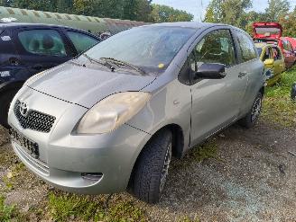 Auto da rottamare Toyota Yaris 1.0 VVTi 2006/10