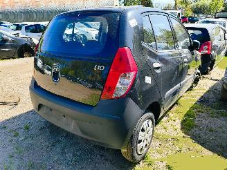 Voiture accidenté Hyundai I-10 Hyundai i10 1.1 Pure 2010 2010/1