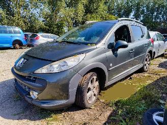 Voiture accidenté Peugeot 207 Peugeot 207 SW Outdoor 1.6 VTi 2011/1