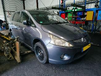 Démontage voiture Mitsubishi Grandis 2.4-16V Intense 2008/10