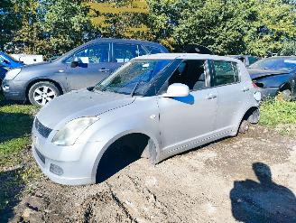 Vrakbiler auto Suzuki Swift 1.3 GLS 2007/9