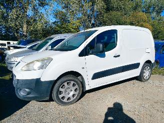 rozbiórka samochody osobowe Peugeot Partner 120 1.6 HDI L1 XT Profit + 2011/8