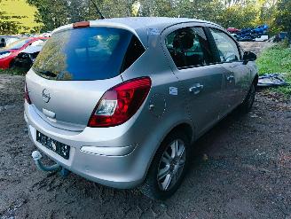 Uttjänta bilar auto Opel Corsa 1.4-16V \'111\' Edition 2011/2