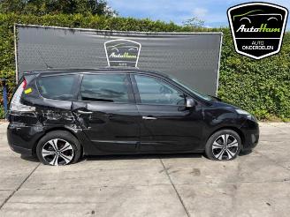 Uttjänta bilar auto Renault Grand-scenic Grand Scenic III (JZ), MPV, 2009 / 2016 1.4 16V TCe 130 2010/7