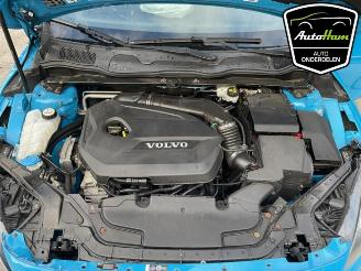 Volvo V-40 V40 (MV), Hatchback 5-drs, 2012 / 2019 1.6 T3 GTDi 16V picture 19