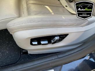 BMW 5-serie 5 serie Touring (G31), Combi, 2017 530i 2.0 TwinPower Turbo 16V Mild Hybrid picture 16