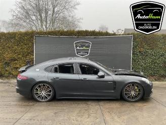 Salvage car Porsche Panamera Panamera (971G), Liftback, 2016 / 2023 2.9 V6 24V 4 E-Hybrid 2017/7