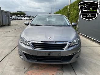 Peugeot 308 308 SW (L4/L9/LC/LJ/LR), Combi 5-drs, 2014 / 2021 1.2 12V e-THP PureTech 130 picture 4