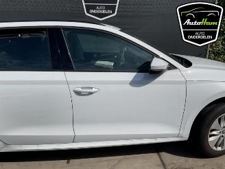 Skoda Octavia Octavia Combi (NXAC), Combi 5-drs, 2019 1.5 TSI e-TEC 16V picture 4