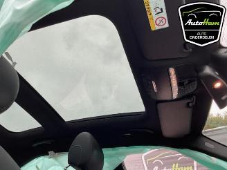 Mercedes C-klasse C (W205), Sedan, 2013 / 2021 C-350 e 2.0 16V picture 33