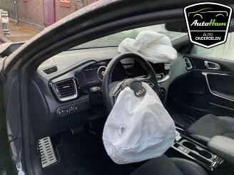 Kia Cee d Ceed (CDB5/CDBB), Hatchback 5-drs, 2018 1.5 T-GDI 16V picture 14