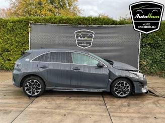 Coche siniestrado Kia Cee d Ceed (CDB5/CDBB), Hatchback 5-drs, 2018 1.5 T-GDI 16V 2024/8