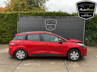 Salvage car Renault Clio Clio IV Estate/Grandtour (7R), Combi 5-drs, 2012 / 2021 0.9 Energy TCE 12V 2015/5