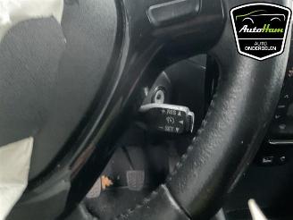 Peugeot 108 108, Hatchback, 2014 1.0 12V VVT-i picture 19