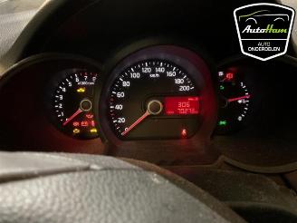 Kia Picanto Picanto (TA), Hatchback, 2011 / 2017 1.0 12V picture 24