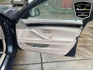 BMW 5-serie 5 serie (F10), Sedan, 2009 / 2016 530i 24V TwinPower Turbo picture 28