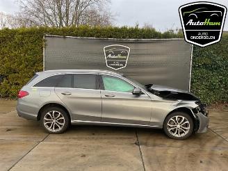 Coche siniestrado Mercedes C-klasse C Estate (S205), Combi, 2014 / 2021 C-350 e 2.0 16V 2015/9
