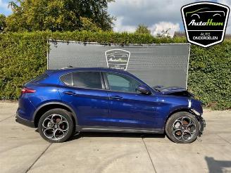 Vrakbiler auto Alfa Romeo Stelvio Stelvio (949), SUV, 2017 2.0 T 16V Q4 2022/4