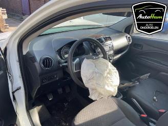 Mitsubishi Space-star Space Star (A0), Hatchback, 2012 1.0 12V picture 15