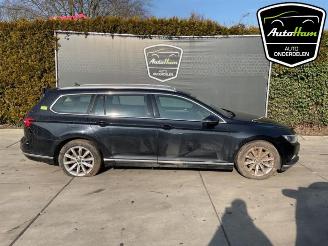 Vrakbiler auto Volkswagen Passat Passat Variant (3G5), Combi, 2014 / 2024 2.0 TDI 16V 150 2015/10