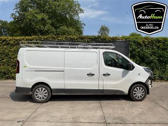 Uttjänta bilar auto Renault Trafic Trafic (1FL/2FL/3FL/4FL), Van, 2014 1.6 dCi 115 2015/7