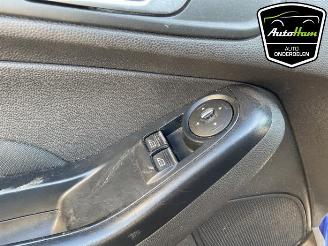 Ford Fiesta Fiesta 6 (JA8), Hatchback, 2008 / 2018 1.0 Ti-VCT 12V 65 picture 19