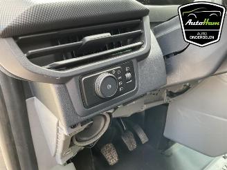 Ford Transit  picture 12