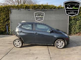 Vrakbiler auto Toyota Aygo Aygo (B40), Hatchback, 2014 1.0 12V VVT-i 2017/1