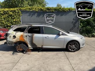 Vrakbiler auto Ford Focus Focus 3 Wagon, Combi, 2010 / 2020 1.0 Ti-VCT EcoBoost 12V 125 2017/10