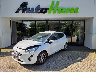 skadebil auto Ford Fiesta 1.0 EcoBoost 12V Hatchback  Benzine 999cc 70kW (95pk) FWD 2019-12  M0JB 2021/1