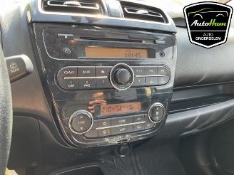 Mitsubishi Space-star Space Star (A0), Hatchback, 2012 1.0 12V picture 18