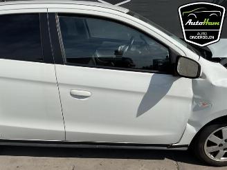 Mitsubishi Space-star Space Star (A0), Hatchback, 2012 1.0 12V picture 12