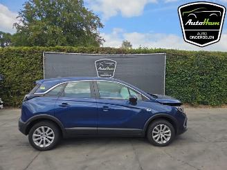 Coche siniestrado Opel Crossland Crossland (X), SUV, 2017 1.2 Turbo 12V 2021/6