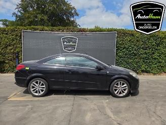 Coche siniestrado Opel Astra Astra H Twin Top (L67), Cabrio, 2005 / 2010 1.8 16V 2007/3