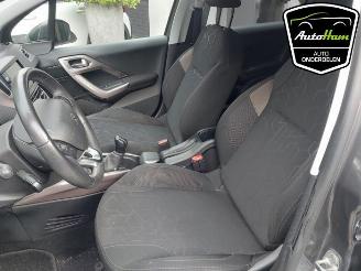 Peugeot 2008 2008 (CU), MPV, 2013 / 2019 1.2 Vti 12V PureTech 82 picture 11