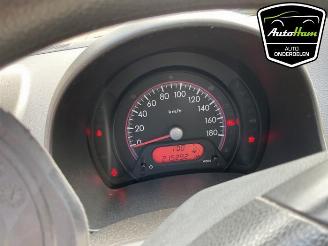 Suzuki Alto Alto, Hatchback 5-drs, 2009 1.0 12V picture 19