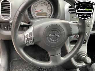 Opel Agila Agila (B), MPV, 2008 / 2015 1.0 12V picture 17