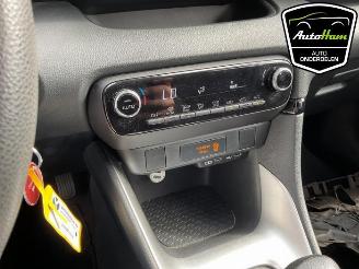 Toyota Yaris Yaris IV (P21/PA1/PH1), Hatchback, 2020 1.5 12V Hybrid 115 picture 23