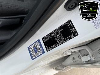 Toyota Yaris Yaris IV (P21/PA1/PH1), Hatchback, 2020 1.5 12V Hybrid 115 picture 17