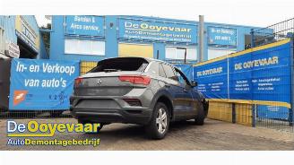 Vrakbiler auto Volkswagen T-Roc T-Roc, SUV, 2017 1.0 TSI 12V BlueMotion 2018/7